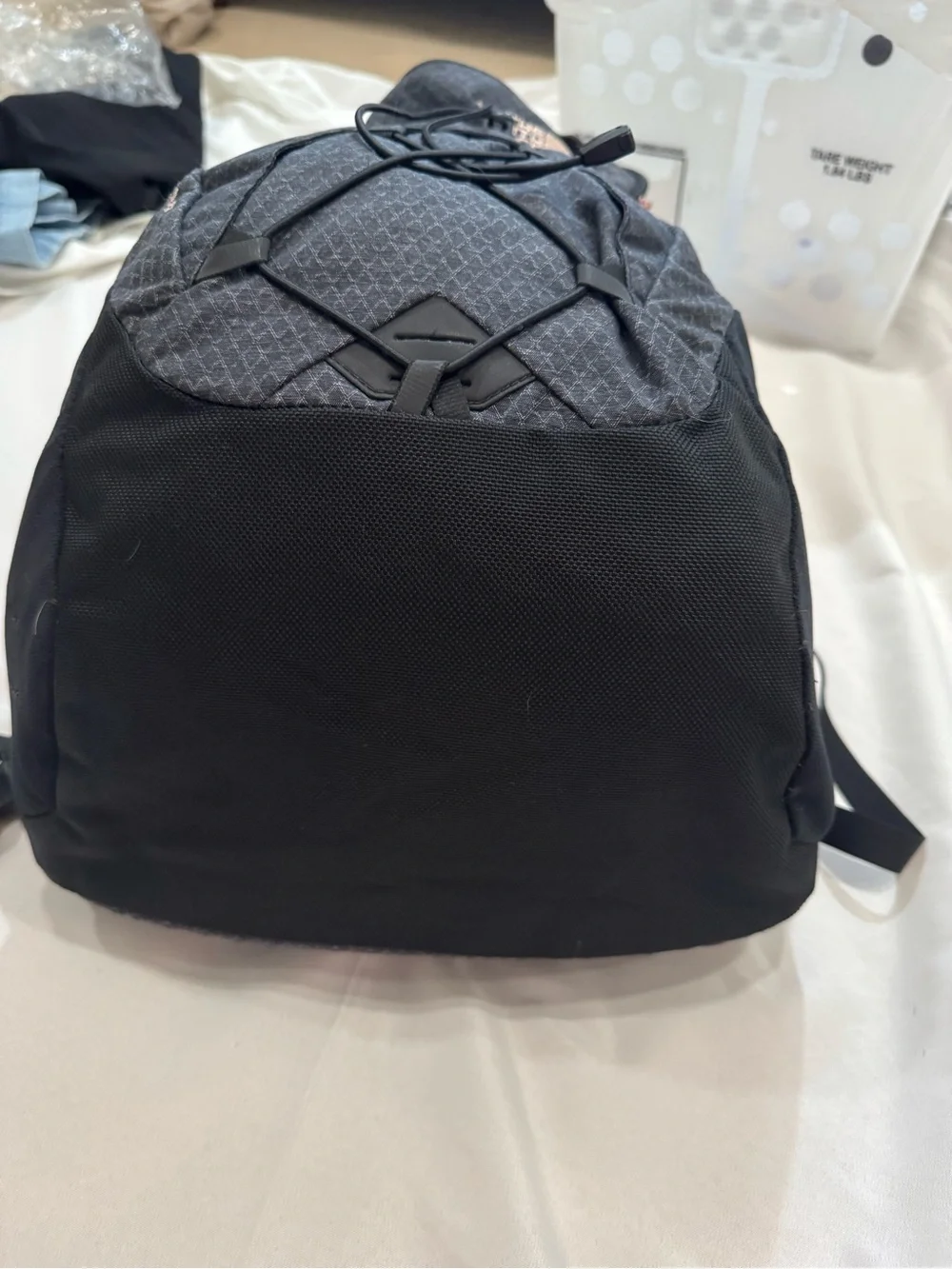 The North Face NWOT Borealis Backpack with Rose Gold Hardware Women’s 27L